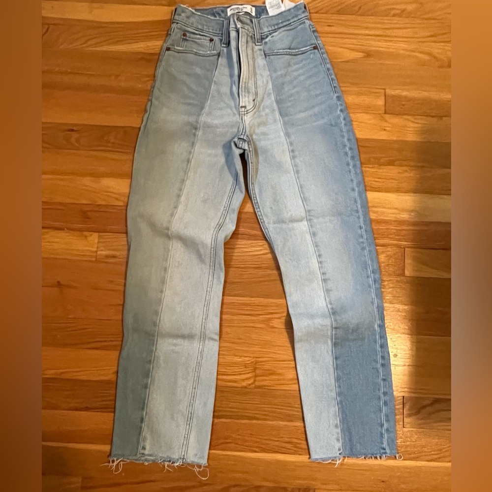 Abercrombie & Fitch Curve Love ultra high rise ankle straight jeans - size 25/0